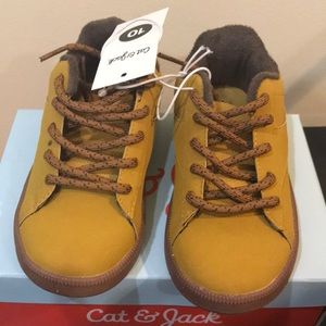New mustard seed sneakers size 10 toddler